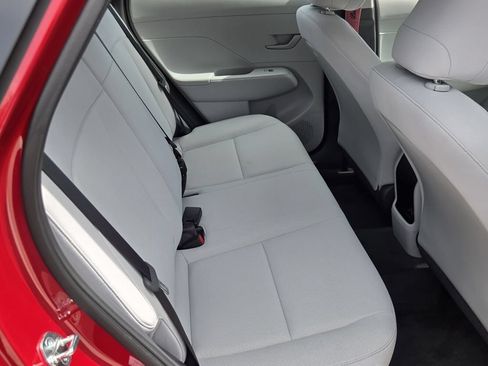 Used 2026 Hyundai Kona SE FWD image 16