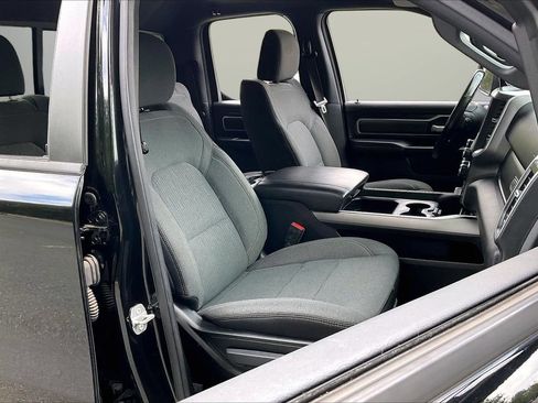 Used 2022 RAM 1500 Big Horn AWD/4WD image 22
