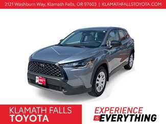 Used 2024 Toyota Corolla Cross L AWD/4WD video 1