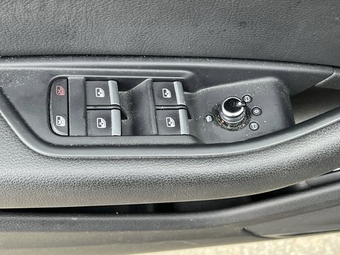 Used 2019 Audi A4 2.0T Premium FWD image 15