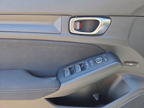 Used 2024 Honda Civic Sport image 13