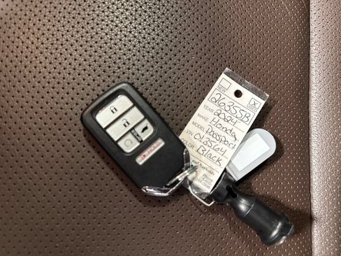 Used 2024 Honda Passport EX-L image 24