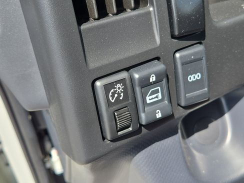 New 2025 Chevrolet Low Cab Forward RWD image 23