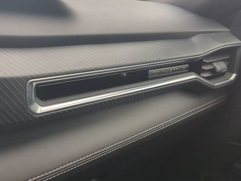 Used 2025 Ford Mustang Premium image 27