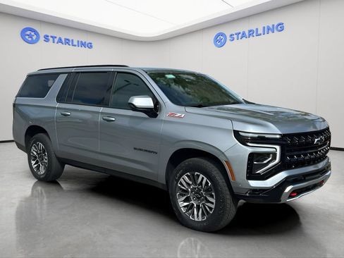 Certified 2025 Chevrolet Suburban Z71 AWD/4WD image 8