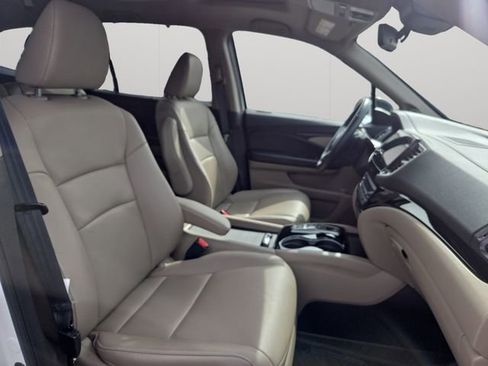 Used 2020 Honda Pilot Touring image 15
