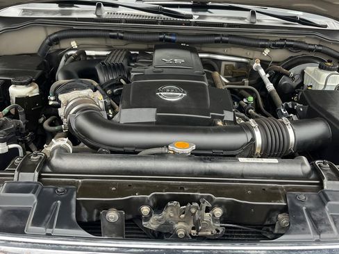 Used 2005 Nissan Pathfinder SE w/ (S01) Side Air Bags Pkg image 19