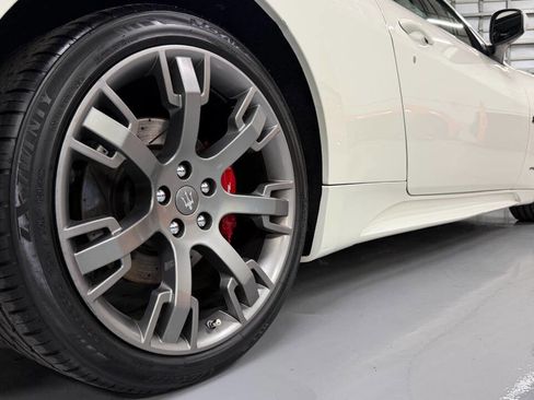 Used 2016 Maserati GranTurismo Sport image 8