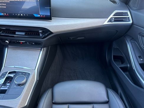 Used 2025 BMW 330i Sedan image 29