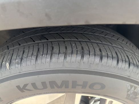 Used 2025 Hyundai Tucson SEL FWD image 14
