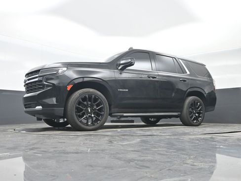 Used 2022 Chevrolet Tahoe LT w/ Luxury Package image 26