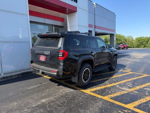 New 2026 Toyota 4Runner TRD Off-Road Premium AWD/4WD image 5