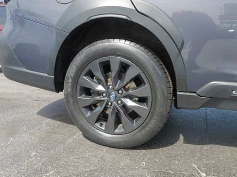 Used 2023 Subaru Outback Onyx Edition AWD/4WD image 9