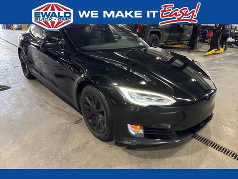 Used 2018 Tesla Model S 75D image 1