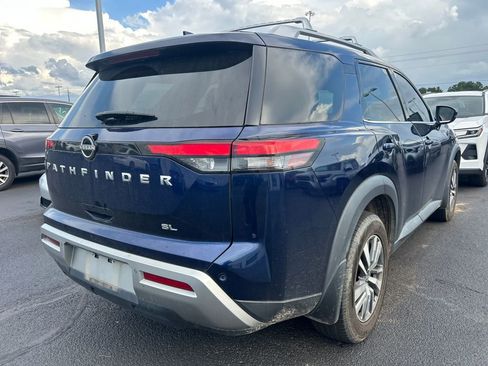 Used 2023 Nissan Pathfinder SL FWD image 5