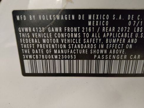 Used 2019 Volkswagen Jetta S w/ Driver Assistance Package image 33