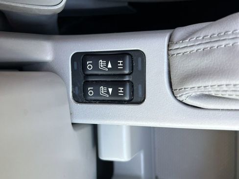 Used 2012 Subaru Forester 2.5X Premium image 9