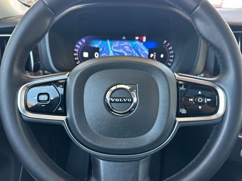 Certified 2023 Volvo XC60 B5 Plus w/ Climate Package FWD image 28