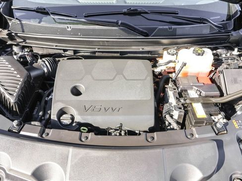 Used 2023 Chevrolet Traverse RS w/ LPO, Floor Liner Package image 40