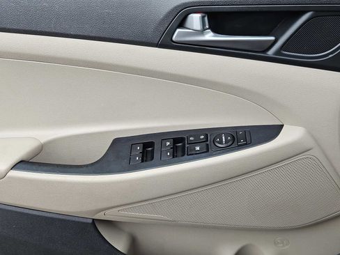 Used 2016 Hyundai Tucson SE w/ Option Group 02 image 20