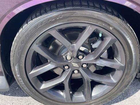 Used 2022 Dodge Challenger GT w/ Blacktop Package image 8