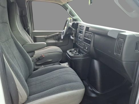 Used 2020 Chevrolet Express 2500 w/ Driver Convenience Package RWD image 10