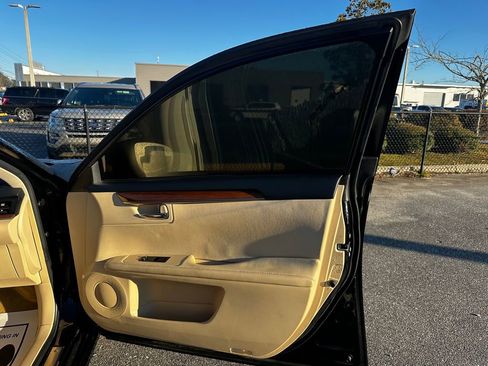 Used 2015 Lexus ES 300h image 34