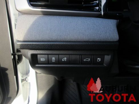 Certified 2025 Toyota Camry LE image 11