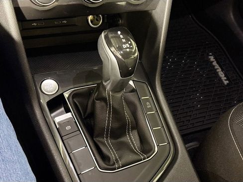 Certified 2023 Volkswagen Tiguan S image 18