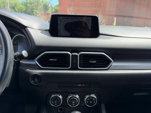 Used 2017 MAZDA CX-5 Sport FWD image 11