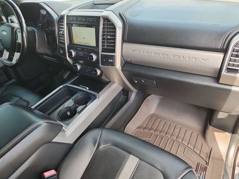 Used 2019 Ford F350 Platinum AWD/4WD image 28