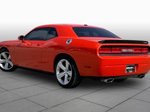 Used 2009 Dodge Challenger SRT8 w/ SRT Option Group II RWD image 11