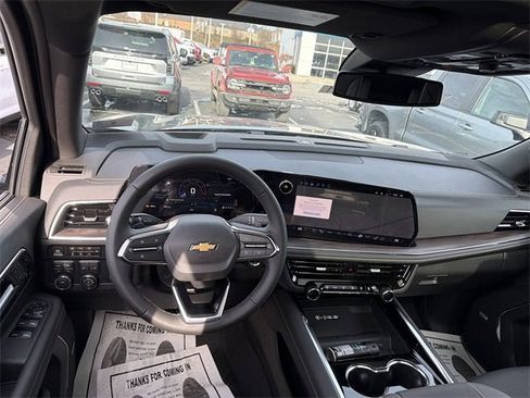 New 2026 Chevrolet Suburban Premier w/ Sun And Tow Package image 21