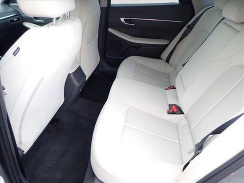 Used 2023 Hyundai Sonata SEL image 8