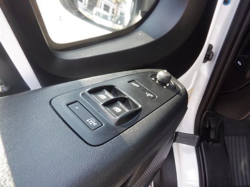Used 2025 RAM ProMaster 3500 w/ Convenience Group FWD image 14