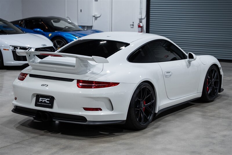Used 2014 Porsche 911 GT3 RWD image 6