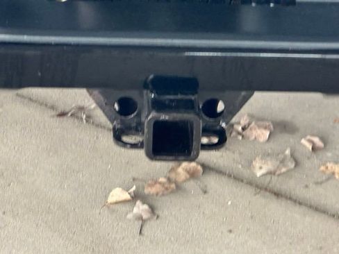 Used 2020 Chevrolet Silverado 1500 Custom w/ Custom Value Package image 8