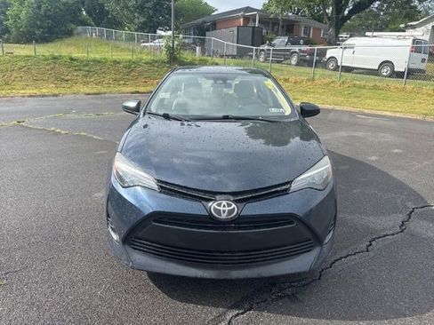 Used 2018 Toyota Corolla LE w/ Carpet Mat Package (TMS) FWD image 3