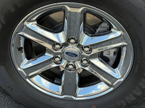 Used 2025 Ford F150 XLT w/ Equipment Group 301A Standard AWD/4WD image 10