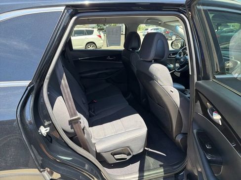 Used 2016 Kia Sorento AWD image 31