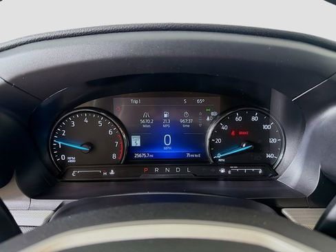 Used 2023 Ford Explorer XLT w/ Equipment Group 202A AWD/4WD image 34