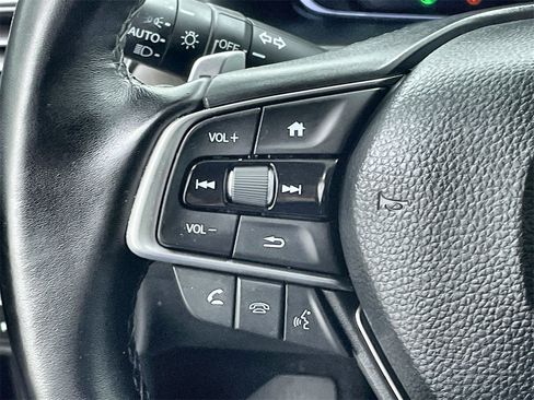 Used 2021 Honda Accord Touring image 17