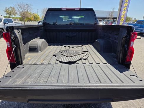 Used 2025 Chevrolet Silverado 1500 Custom Trail Boss w/ Dark Appearance Package image 15