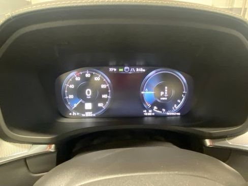 Used 2022 Volvo S60 T8 R-Design AWD/4WD image 16
