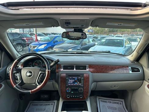 Used 2007 Chevrolet Avalanche LTZ w/ LTZ Preferred Equipment Group image 20