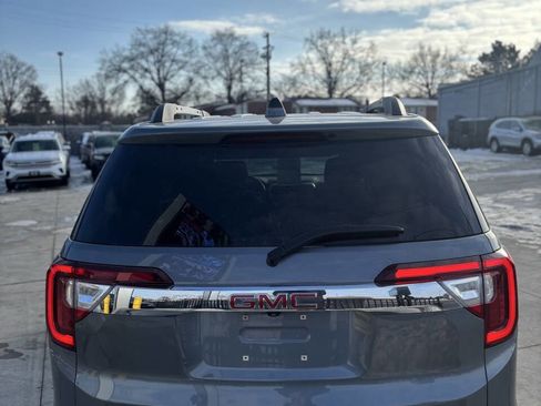 Used 2021 GMC Acadia SLE w/ Driver Convenience Package image 6