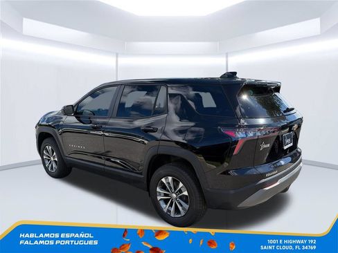 New 2027 Chevrolet Equinox LT w/ Convenience Package II FWD image 3