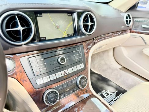Used 2018 Mercedes-Benz SL 450 image 30