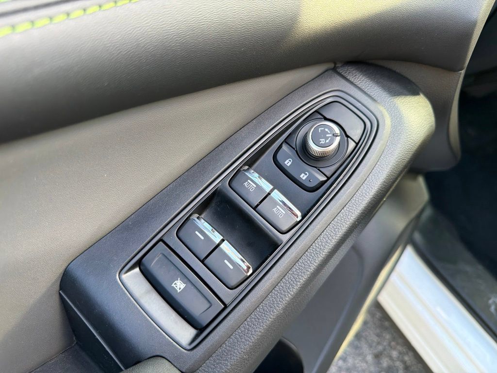 Used 2023 Subaru Ascent Onyx Edition AWD/4WD image 15