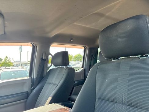 Used 2017 Ford F150 XL w/ Equipment Group 101A Mid AWD/4WD image 4